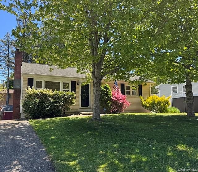 1st image of 23 Westbury Drive