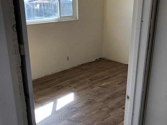 2nd image of 2816 Chopin Ave