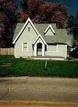 1st image of 524 E Mills Ave