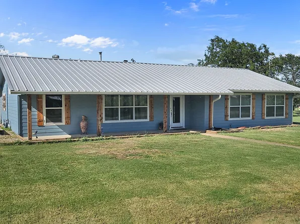 398 W Allen St, Evant, TX 76525