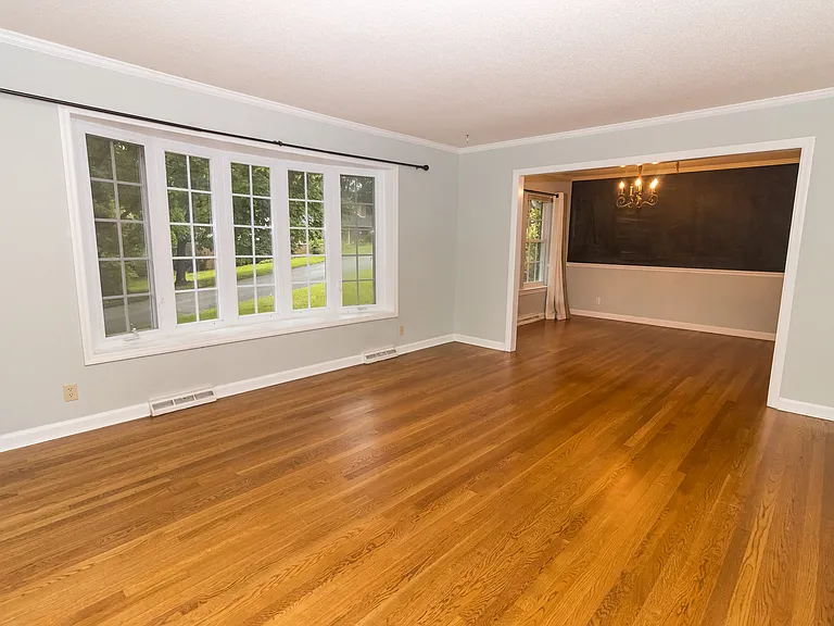 917 Brynwood Dr — Photo 7