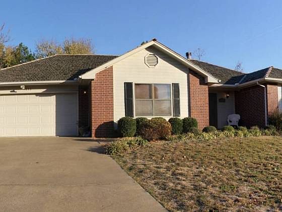 1st image of 1233 W Countrywood Cir