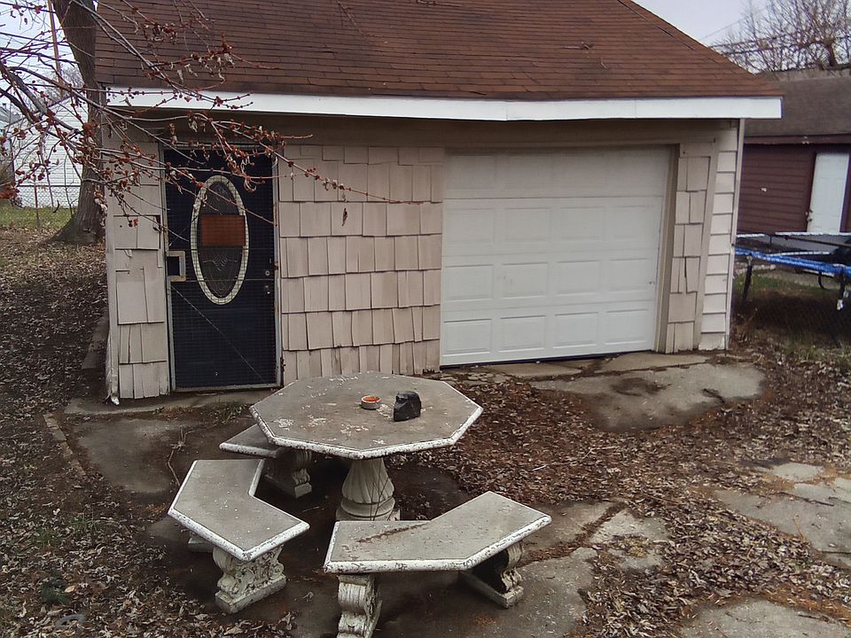 14801 Alberta Ave, photo 16