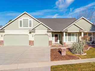 2084 W Cross Creek Dr, Nampa, ID 83686