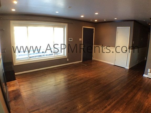 4th image of 3192 E Del Verde Ave
