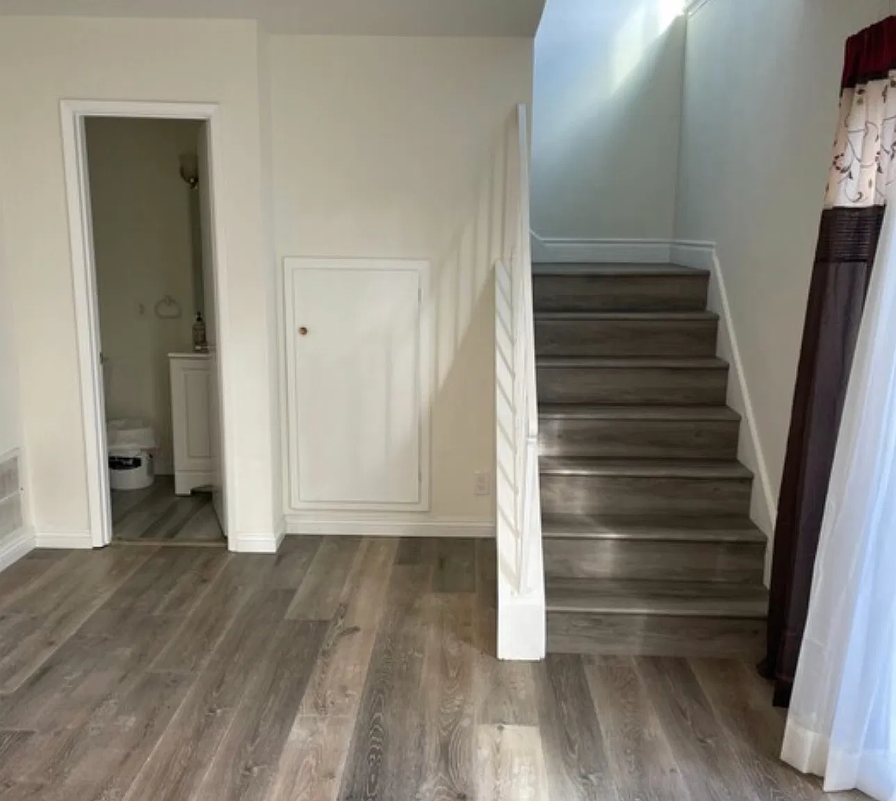 3 bed, 1.5 bath, 1180 sqft, $3,500 — Photo 3