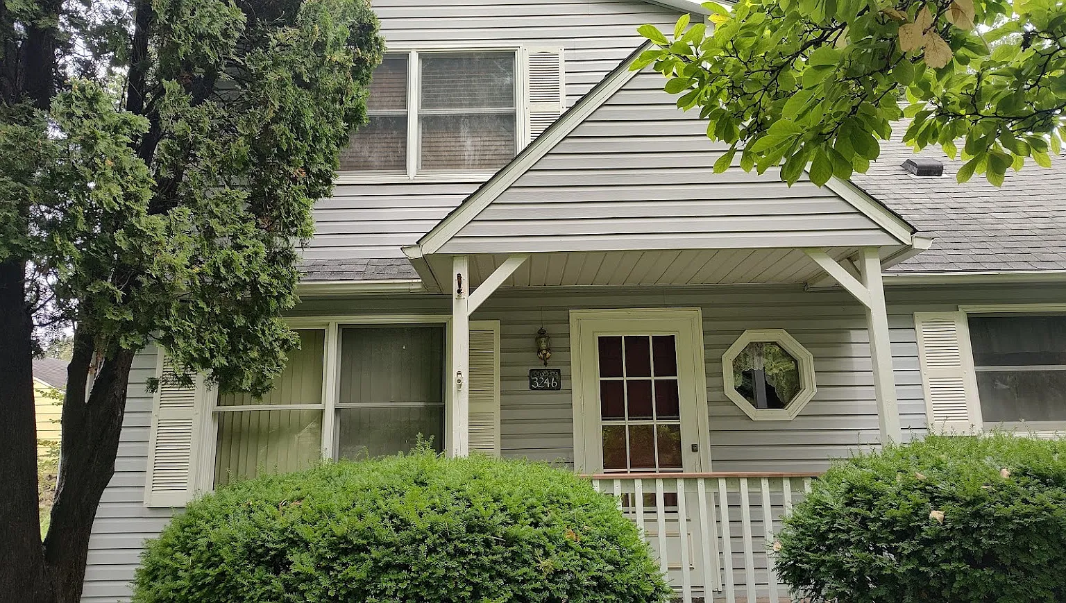 3 bed, 1894 sqft, $1,300 — Photo 1