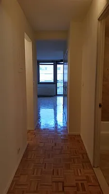 Rented by RELO REDAC INC. | media 9