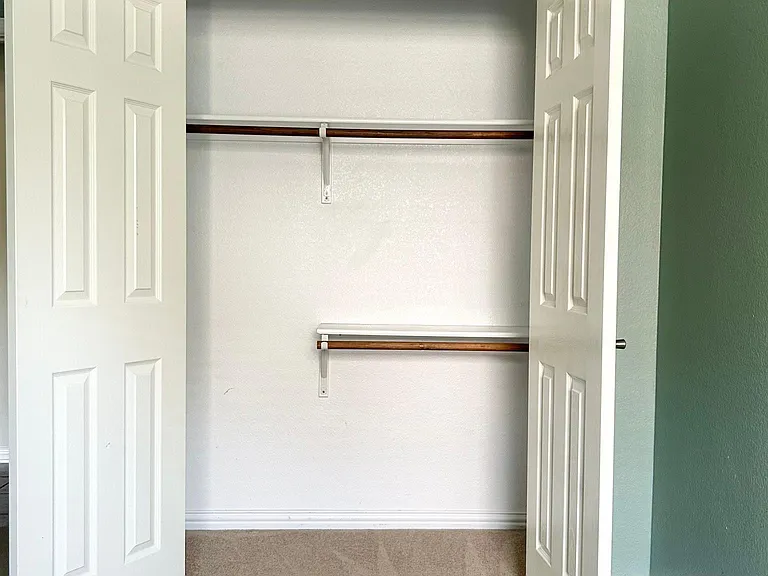 604 Peacock Dr — Photo 41