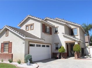 980 Clover Ln, Corona, CA 92878