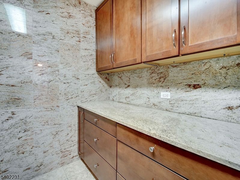 1st image of 7004 Boulevard E #19D