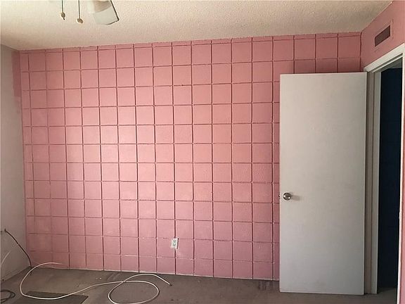 2nd image of 6400 Edgemere Blvd APT 69