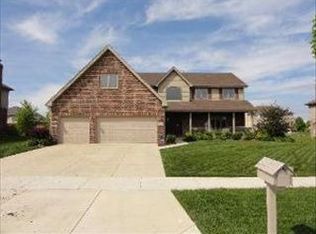 8300 Brookhaven Dr, Frankfort, IL 60423