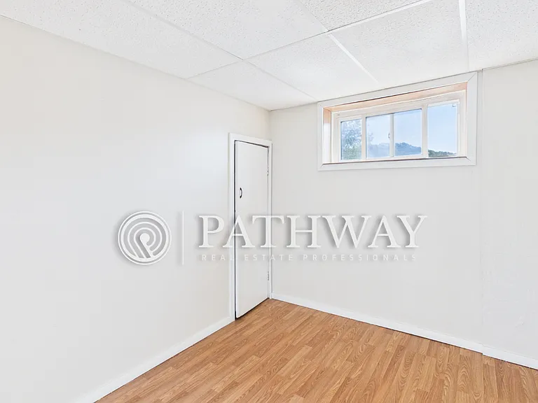 172 North St #8 — Photo 6