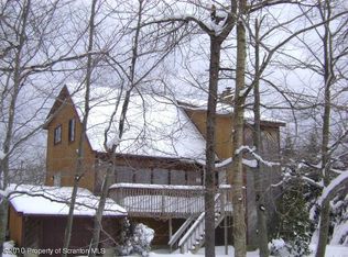 44A Greenbriar Cir, Tobyhanna, PA
