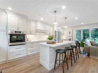 3150 Bentworth Dr, Burlington, ON L7M 1M2