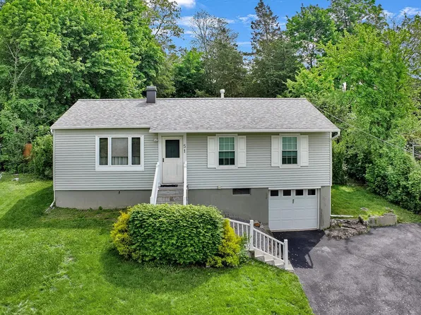 51 Longview Drive, Fishkill, NY 12524