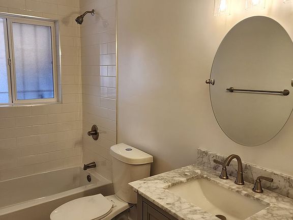 5th image of 4334 N 15th Ave APT B