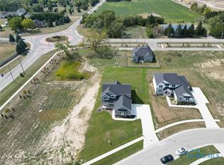 5640 Olive Tree Ln, Monclova, OH 43542