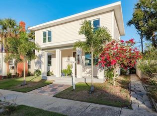 927 6th St N, Saint Petersburg, FL 33701