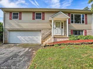 7374 Mountain Rd, Felton, PA 17322