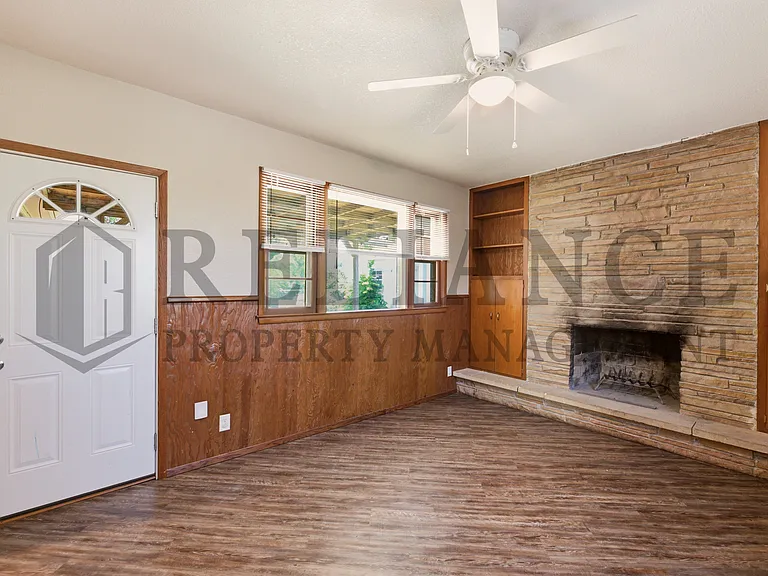 841 N Country Acres Ave — Photo 22