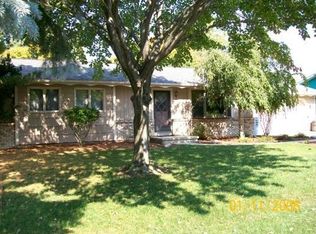 6714 Cardinal Ln, Lansing, MI 48917