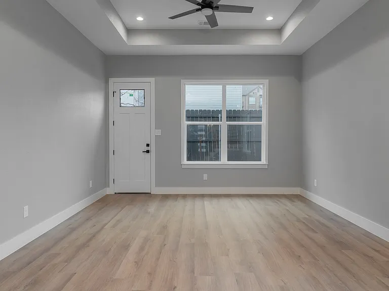 2806 Chicago St — Photo 29