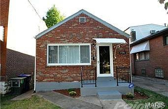 1st image of 4984 Magnolia Ave