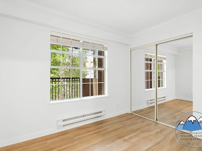 888 Bute St — Photo 18