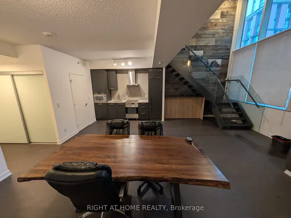 455 Front St E, Toronto, ON
