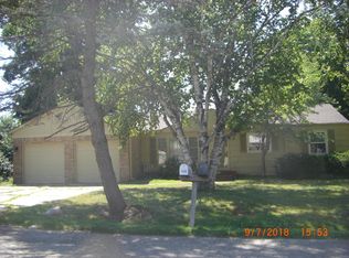5580 Sunny Crest Dr, West Bloomfield, MI