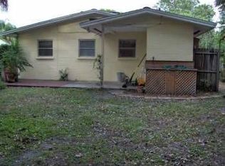 2716 Blossom Dr, Sarasota, FL 34239