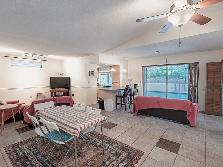 13009 Club Dr — Photo 6