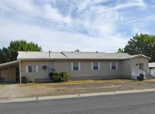 205 Sunny Dr, Electric City, WA 99123