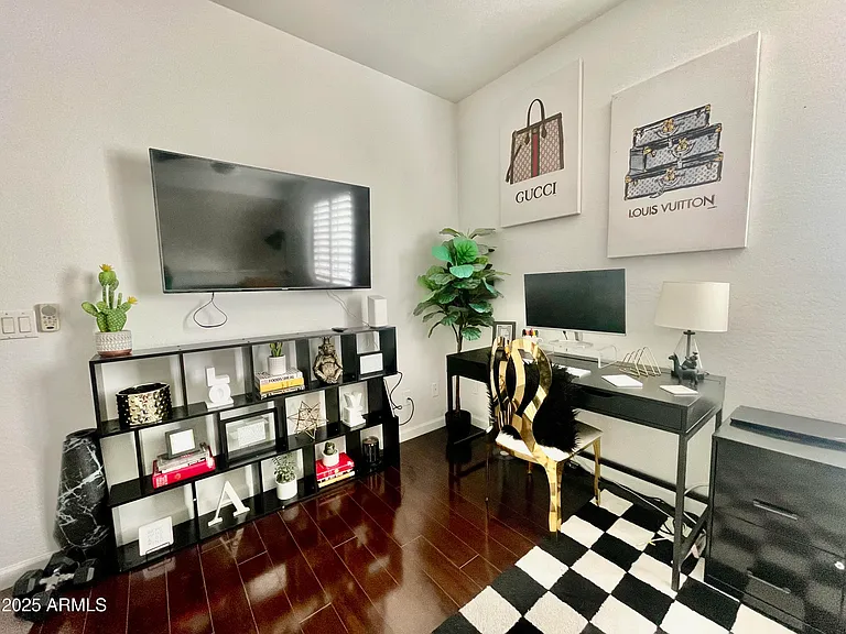 1225 N 36th St #1031 — Photo 23
