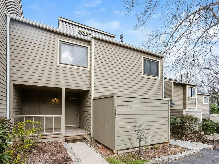 3125 Windbluff Dr — Photo 5