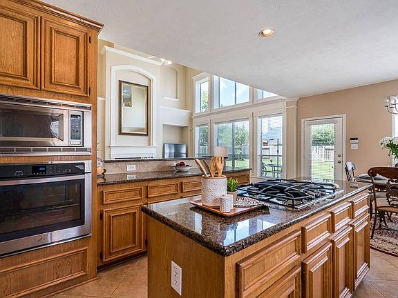 3rd image of 3726 Worthington Lake Dr