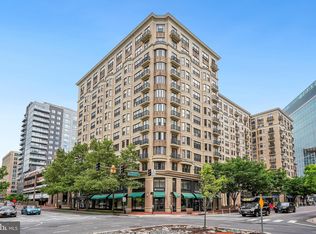 7710 Woodmont Ave APT 1107, Bethesda, MD 20814