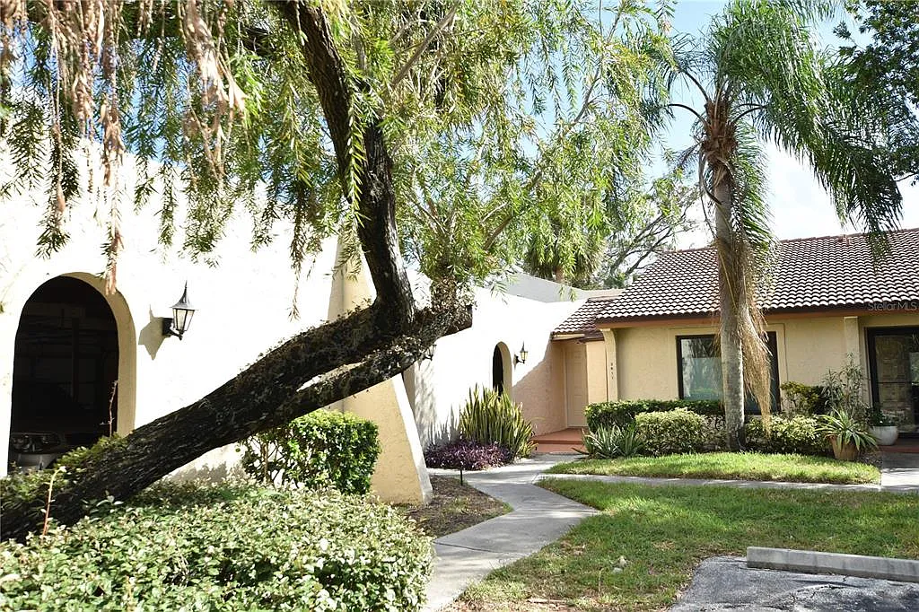 1 bed, 1.0 bath, 788 sqft, $1,800 — Photo 1