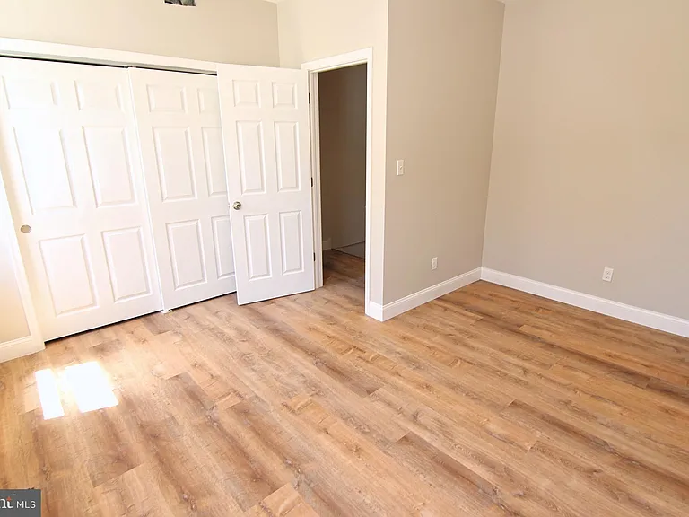 617 Ford St #4 — Photo 8