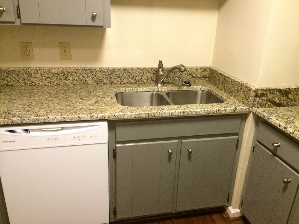 New granite, new dishwasher