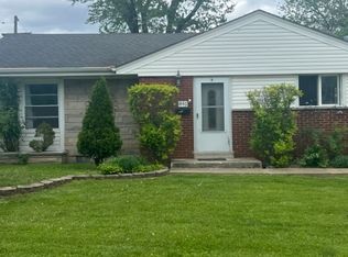 440 E Huntington Ln, Elmhurst, IL 60126