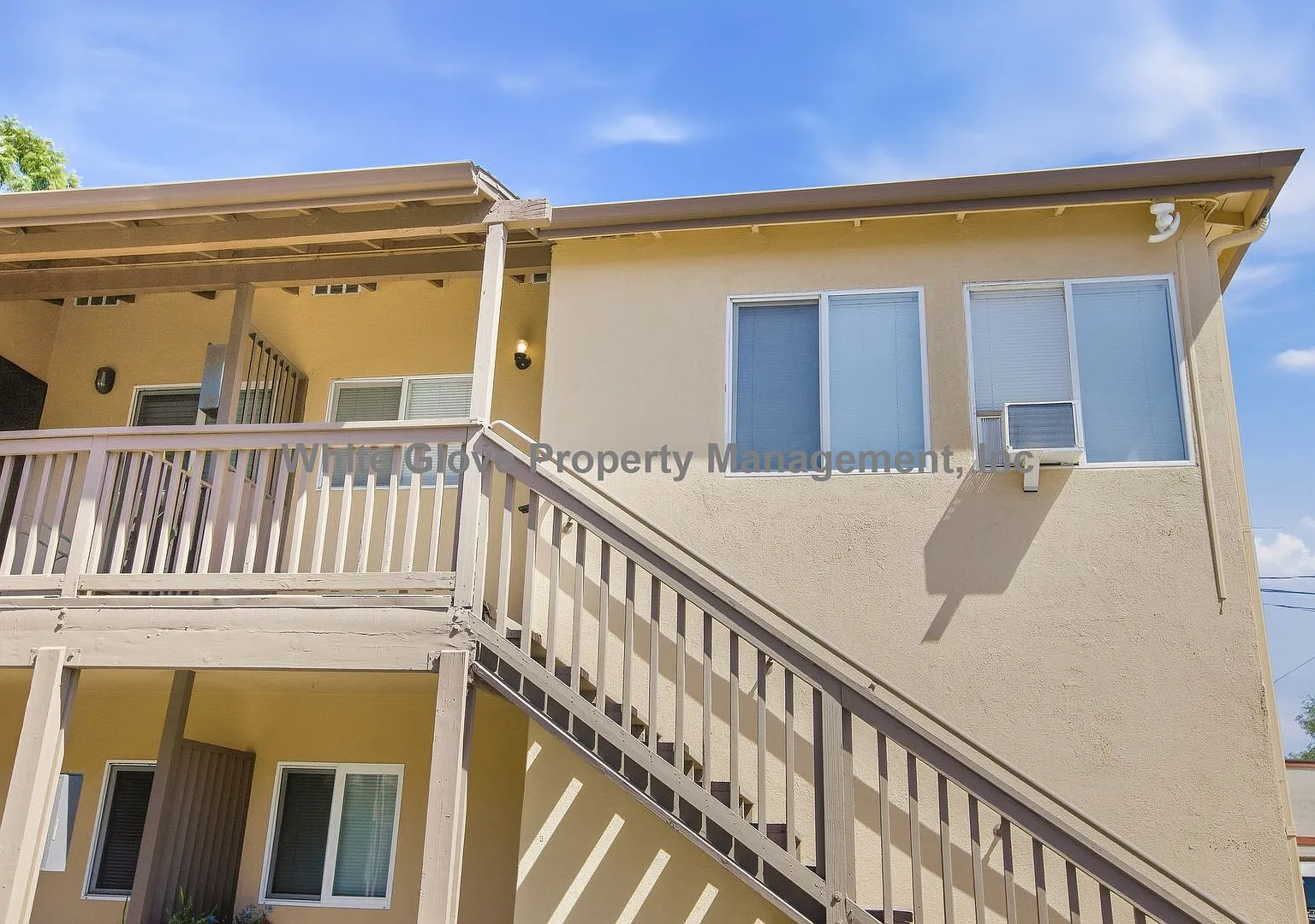 136 E Ash Ave. — Photo 1