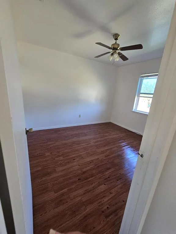 1605 Saunders St #7 — Photo 4