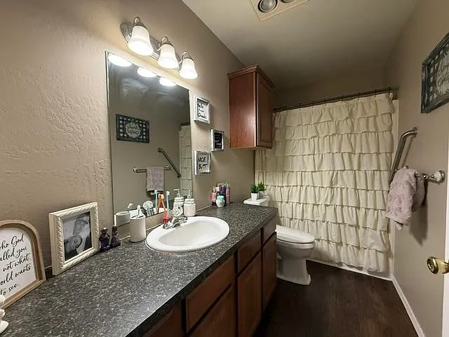 3215 Highland Dr — Photo 5