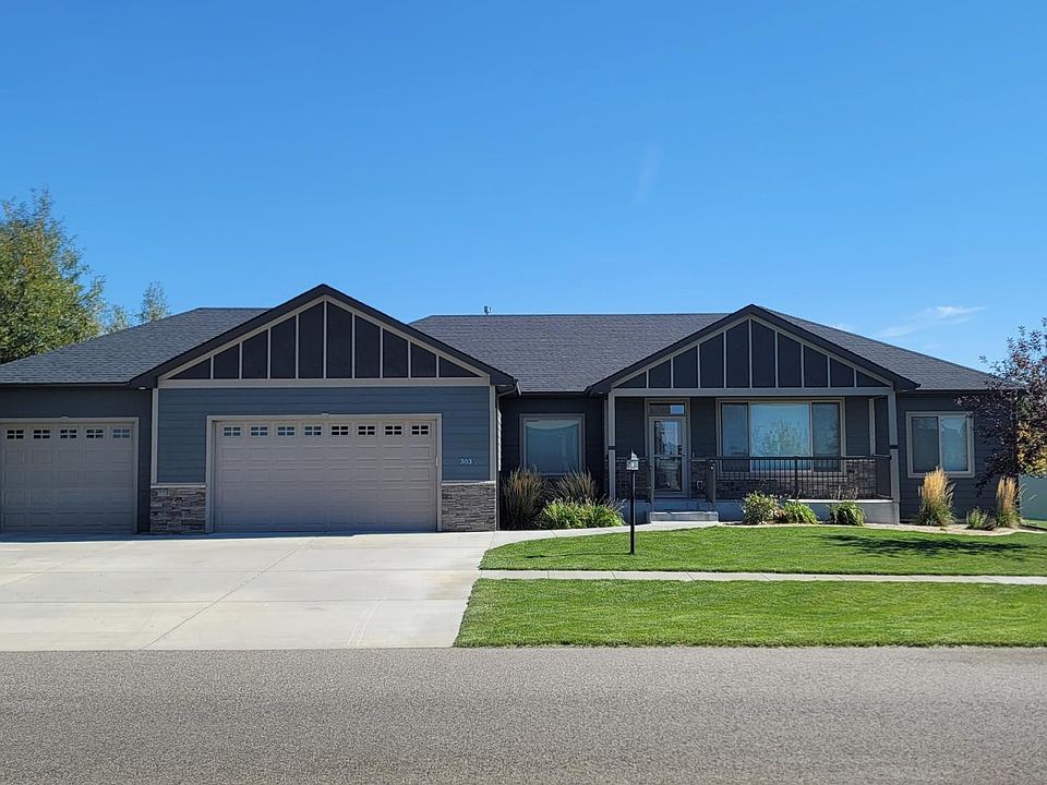 1st image of 303 Summer Sky Cir