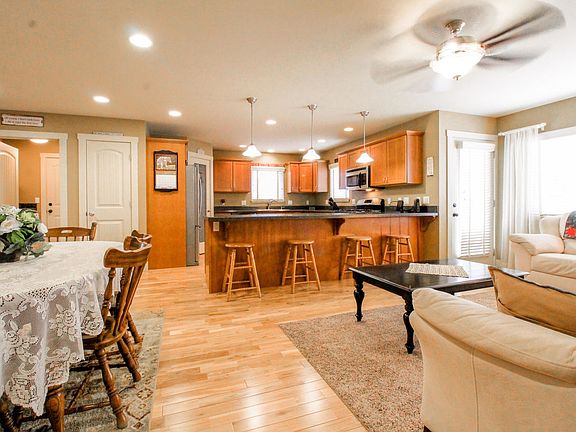 4th image of 265 Westland Dr