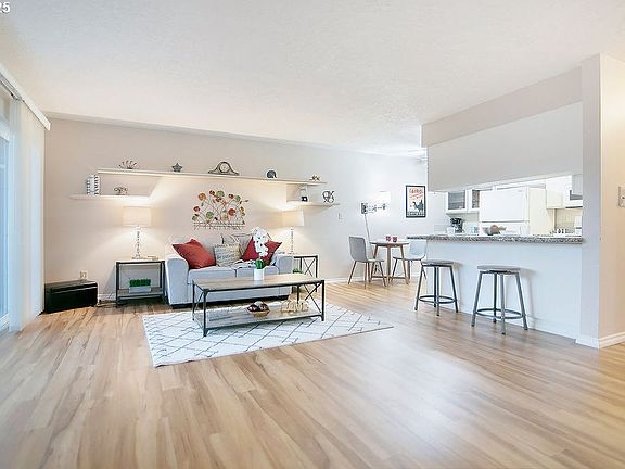 4th image of 2005 Tibbetts Dr APT 203