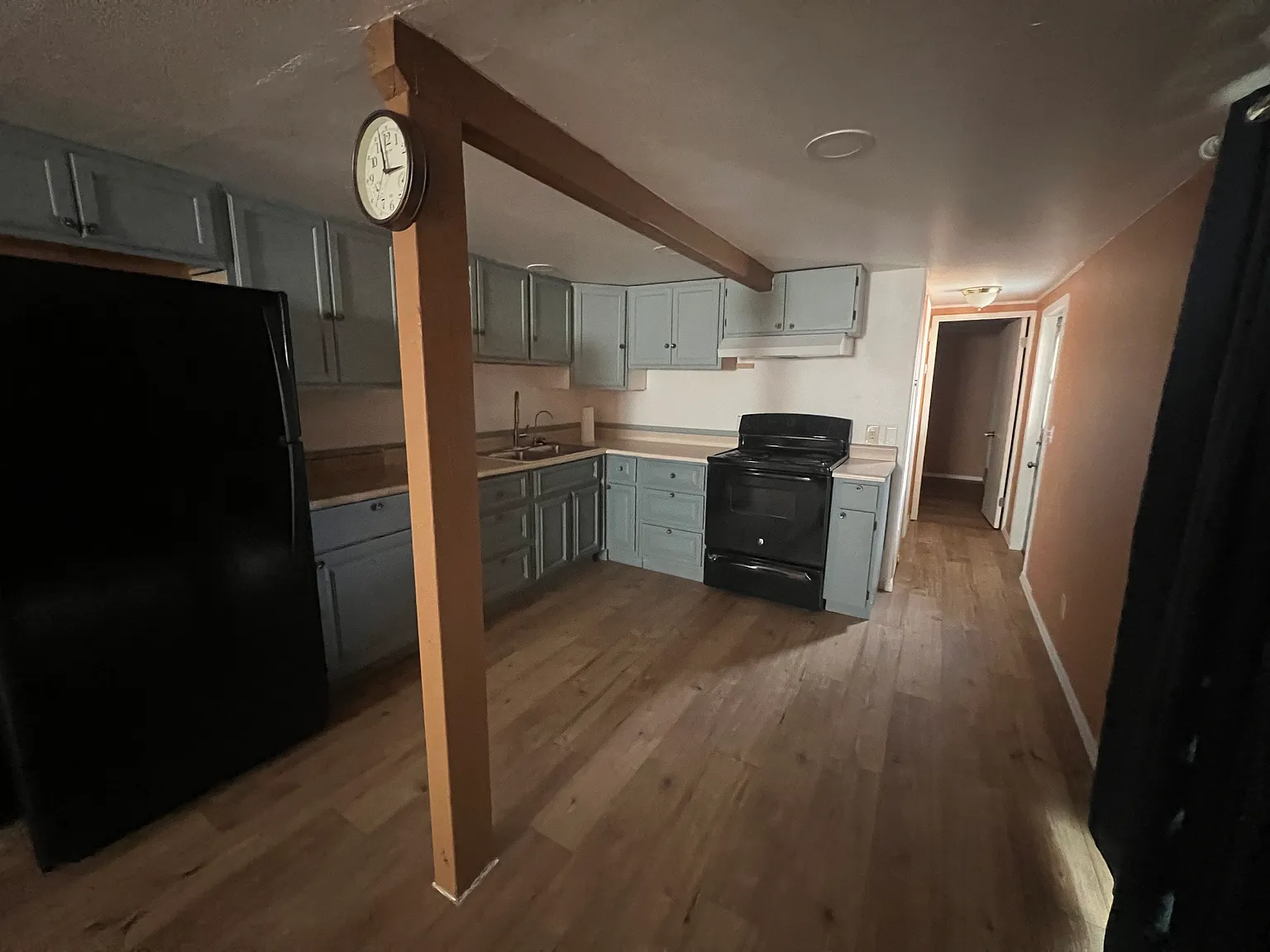 2 bed, 1026 sqft, $1,700 — Photo 2